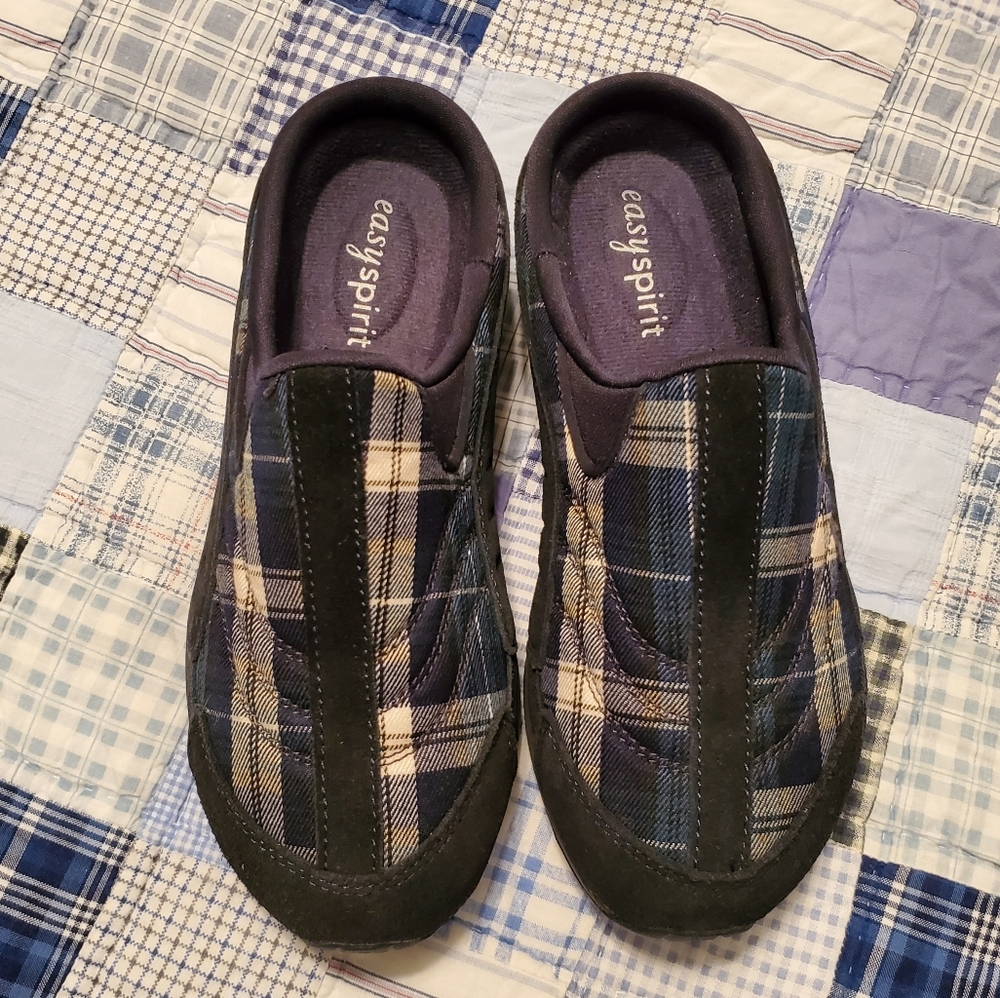Easy Spirit Slip-on Shoes